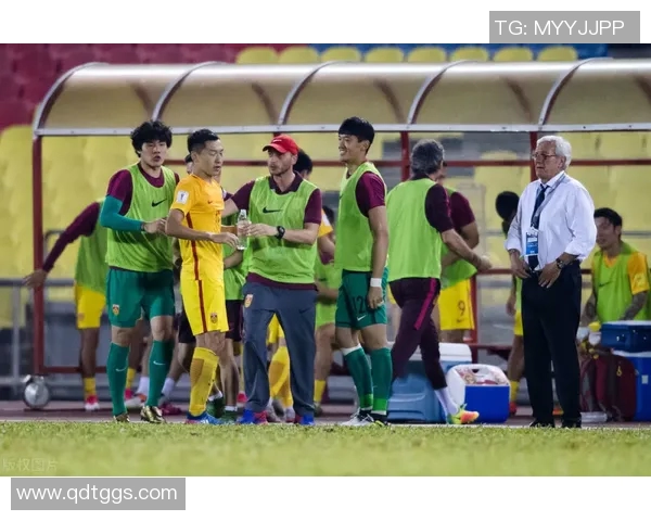 独家解析西安排球队节奏对比及其战术影响分析 独家解析西安排球队节奏对比及其战术影响分析