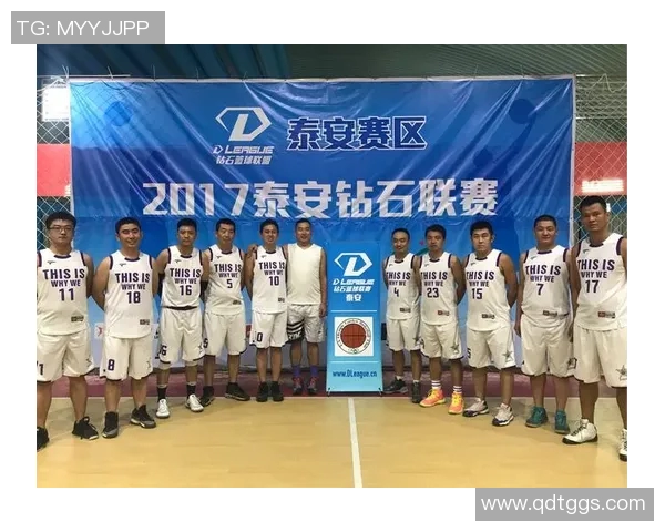 深圳篮球队在钻石联赛中的灵活性表现分析与点评 深圳篮球队在钻石联赛中的灵活性表现分析与点评