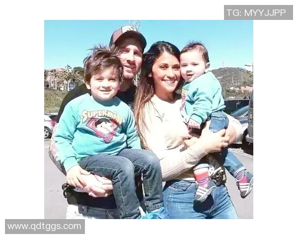 美国女明星与足球明星的浪漫情缘揭秘与背后的故事分享 美国女明星与足球明星的浪漫情缘揭秘与背后的故事分享