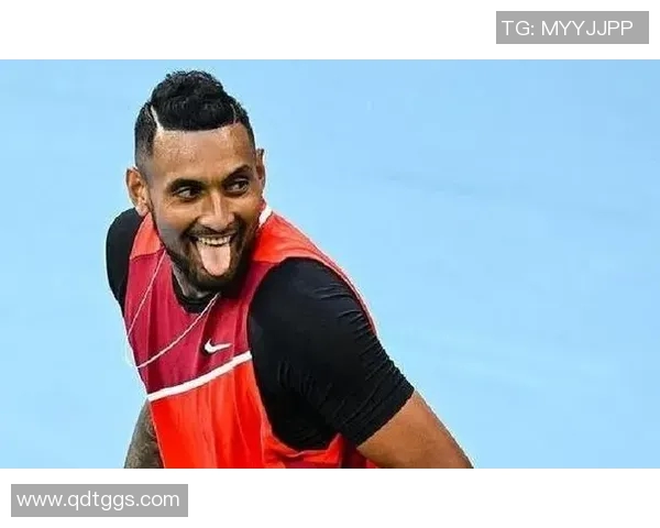 男足球明星换发型引发潮流风潮球迷热议新造型背后的故事与意义 男足球明星换发型引发潮流风潮球迷热议新造型背后的故事与意义