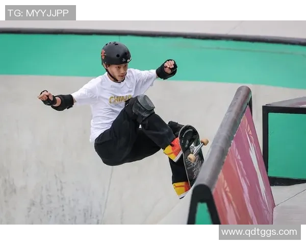 武汉滑板队的意识与文化探讨：滑板运动在城市青年中的影响与发展